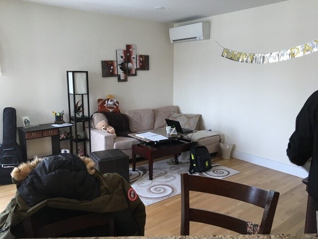 Photo - 910 Beacon St Unit 7