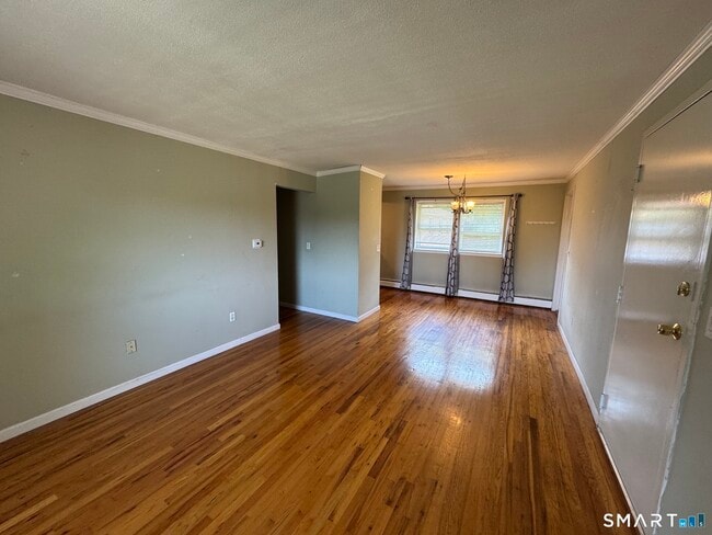 Building Photo - 7 Mountain Laurel Dr Unit 7