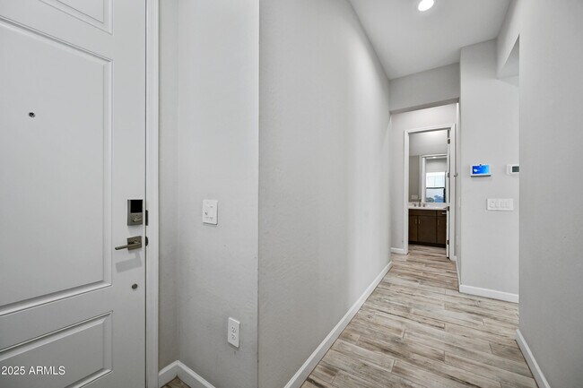 Photo - 4827 E Village Dr