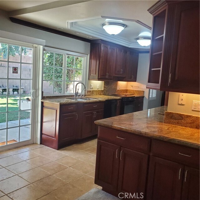 Photo - 17455 Winemast St Casa