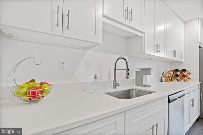 Photo - 15 Tall Oaks Ct