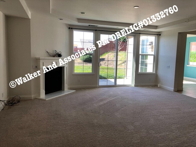 Photo - 4028 Stardust Rd