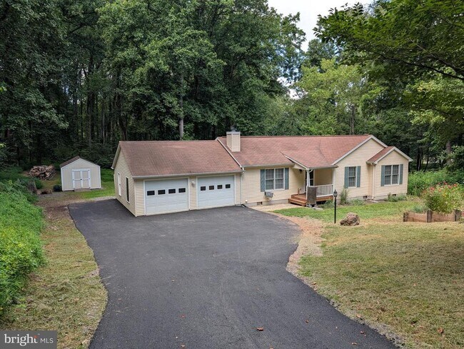 Building Photo - 144 Greenfield Rd Rental