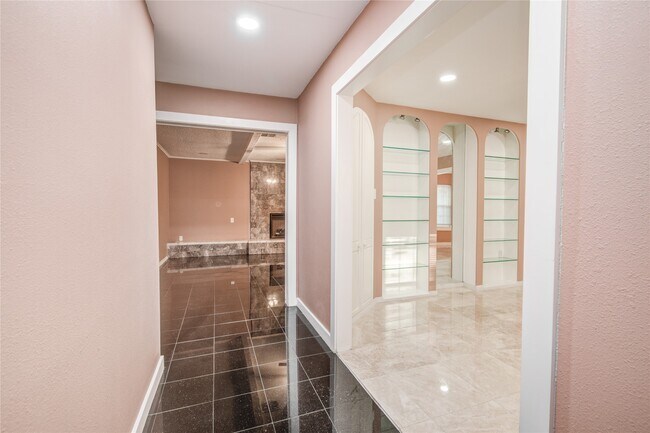 Photo - 902 Ashford Pkwy