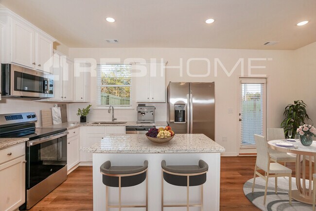 Photo - 5022 Vineyard Wy