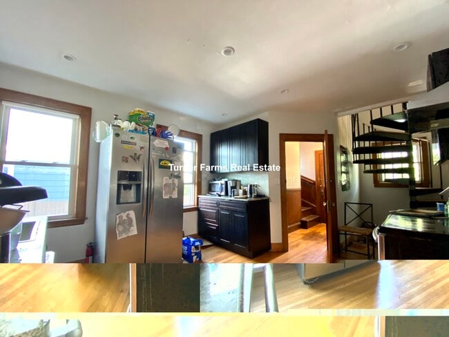 Photo - 14 Renfrew St