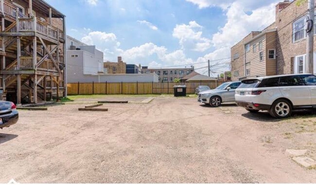 7234 S Jeffery Blvd