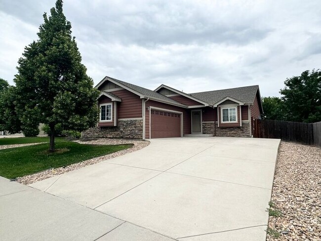 Photo - Spacious 3 Bedroom 2 Bath Ranch Style Home