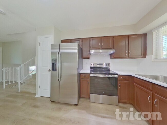 Photo - 348 S 29th Ave