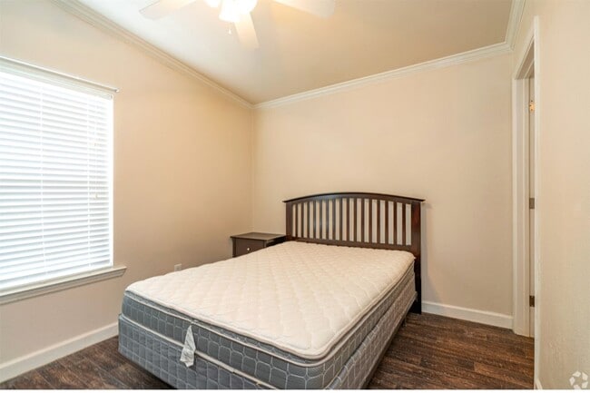 Photo - 3114 Shady Creek Ln