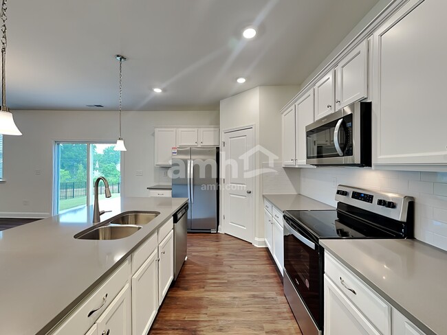 Photo - 7208 Garrett Ct