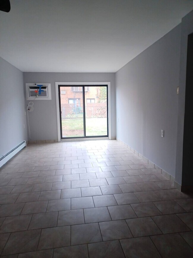 Photo - 156-0-156-79 79th St