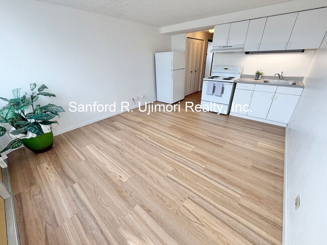 Building Photo - ala2211 Unit 1