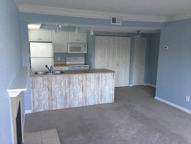 Photo - 100 Fairway Park Blvd Apartment Unit 208