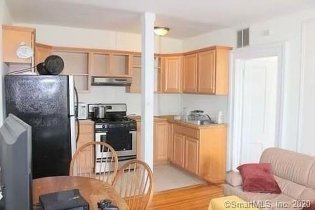 Photo - 25 High St Unit 42