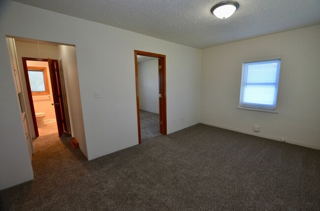 Photo - 1350 Elder Ln