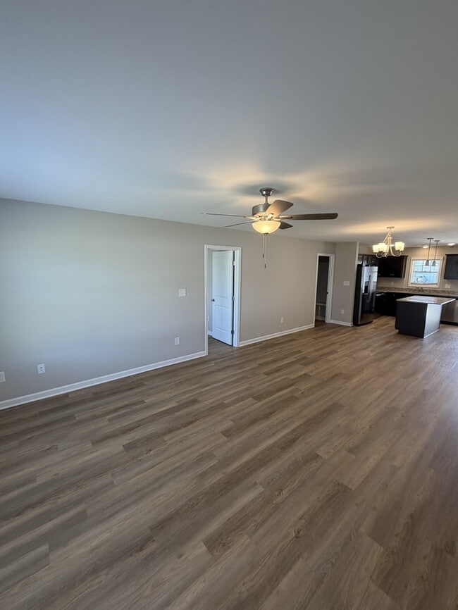 Photo - 1752 Friendly Rd Unit 1