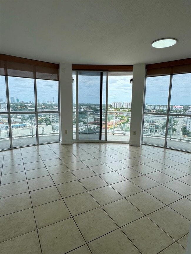 Photo - 1 Glen Royal Pkwy Unit 1202