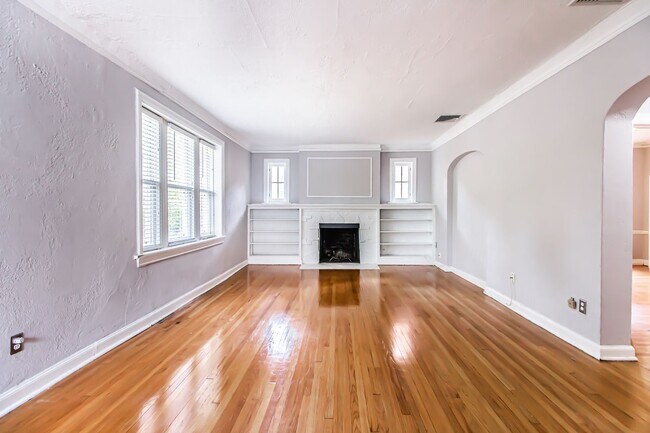 Photo - 7366 Pershing Ave Unidad 7366 2nd Fl
