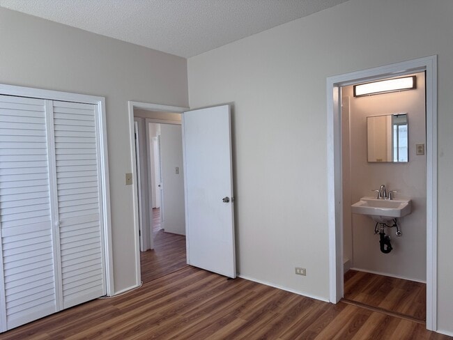 Photo - ?? For Rent – Spacious 2-Bedroom + Den, 2-... Unit #501