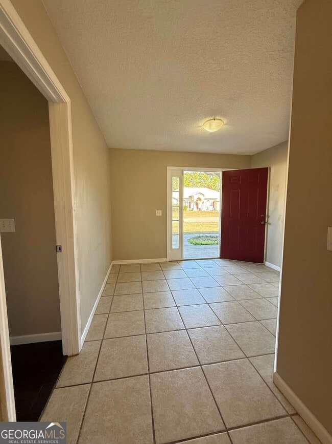 Photo - 107 Cypress Bend