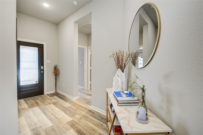 Photo - 2815 Torrey Pines Dr