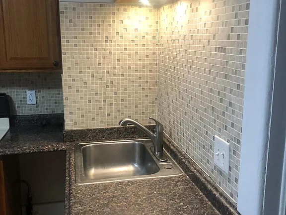 Photo - 122 Barton Ave Unidad 2