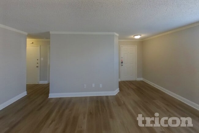 Photo - 135 Jefferson Dr