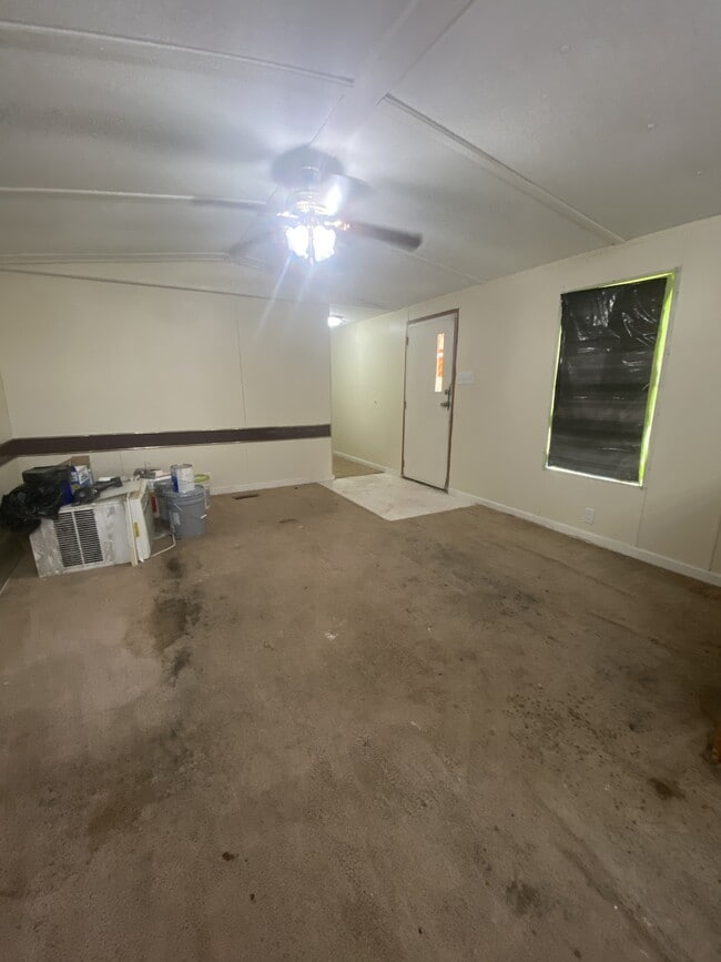 Photo - 90 Stowers Ln