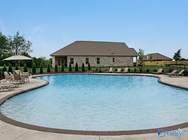 101 Canonbury Dr