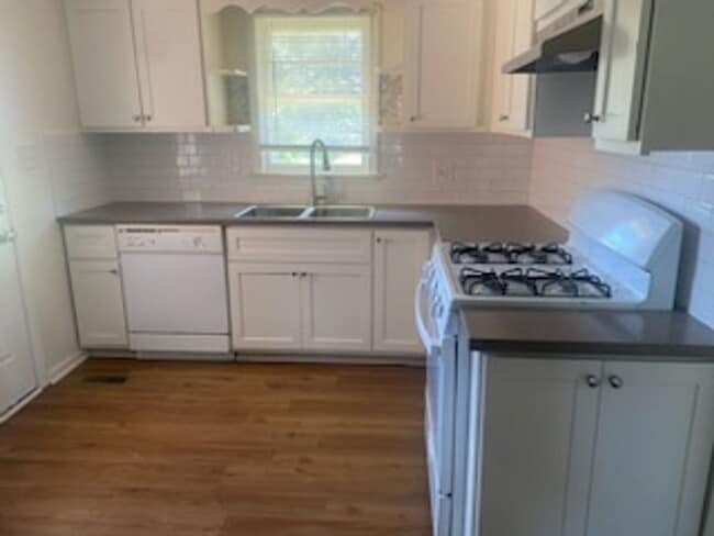 Photo - 4025 Acacia Dr
