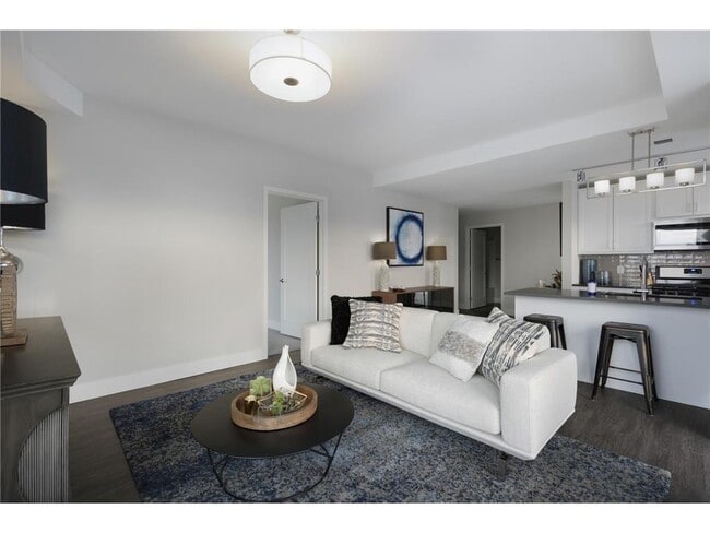 Building Photo - 212 10th Ave S Unit 712