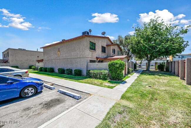 Building Photo - 3959 W Palomino Rd