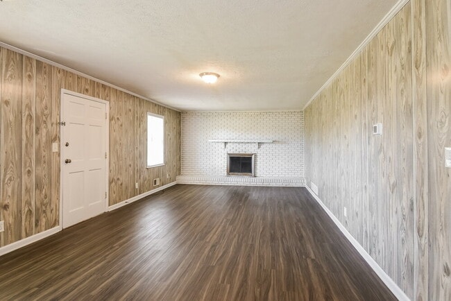 Photo - 3273 Millwright St