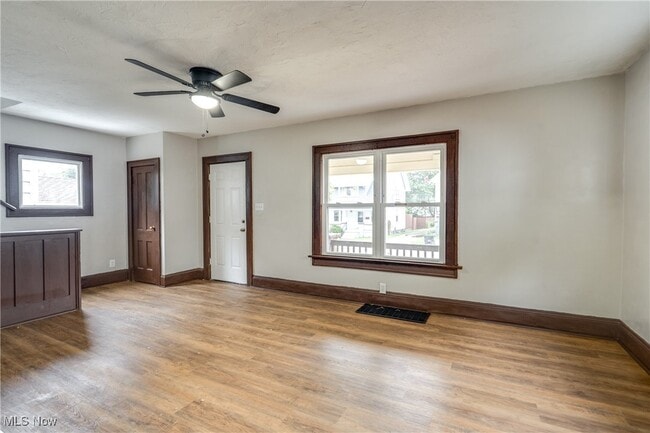 Building Photo - 2338 16th St SW