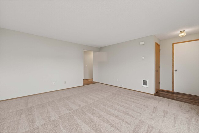 Photo - 3 Bedroom 2 Bath Single Level with fenced back yard