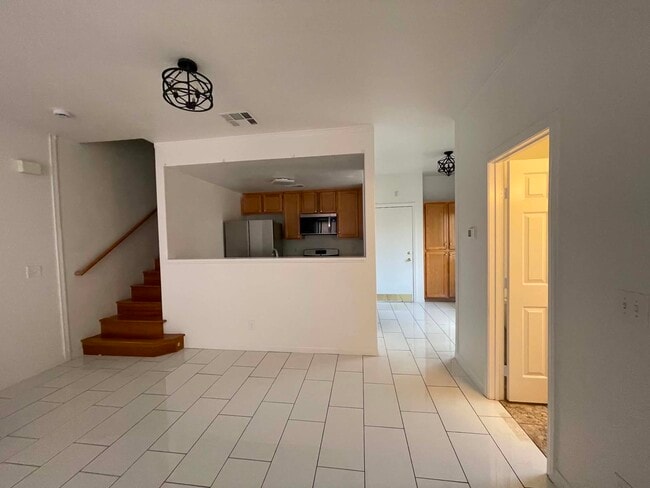 Photo - 1453 Morro Creek St