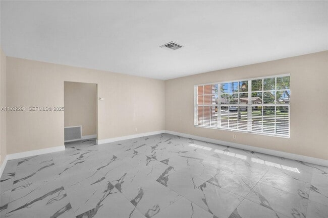 Photo - 4655 NW 41st Pl