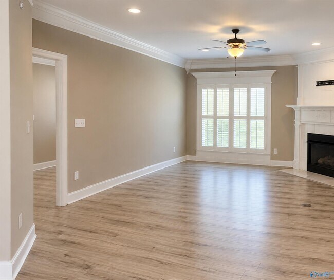 Photo - 204 Grove Village Way