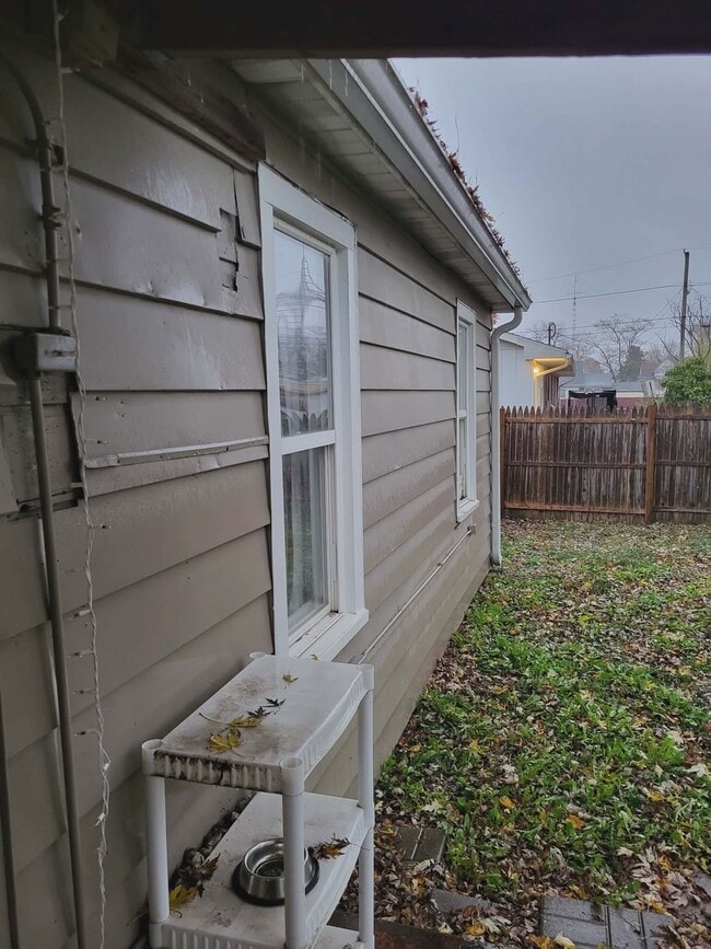Photo - 213 W Mulberry St