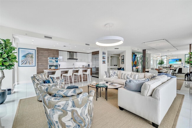 Building Photo - 100 E Las Olas Blvd Unit 1701