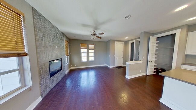 Photo - 523 S Vance St