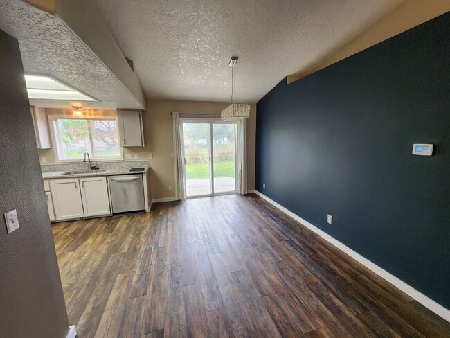 Photo - Updated 3 bedroom