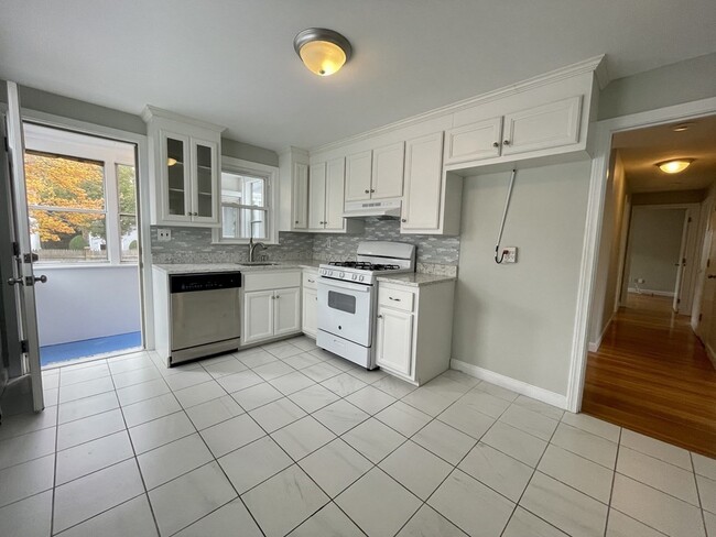 Photo - 59 Desoto Rd Unit 2