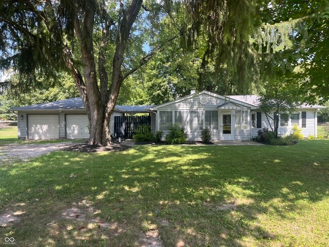 Building Photo - 9860 E 600 S Rental