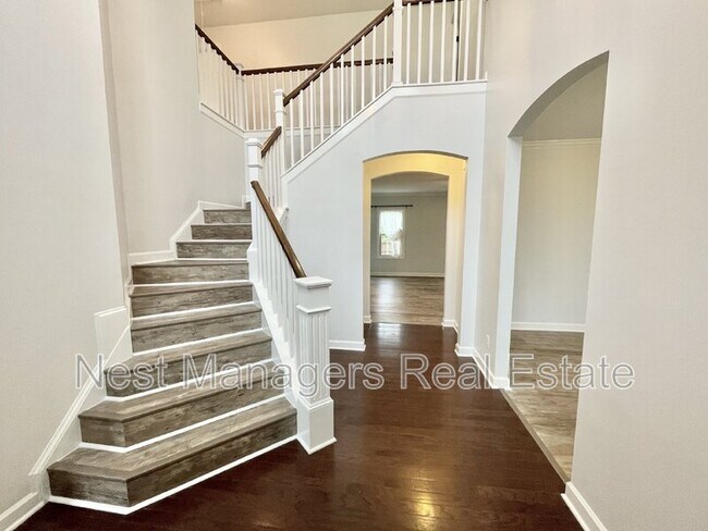 Photo - 3037 Eagle Crest Lane