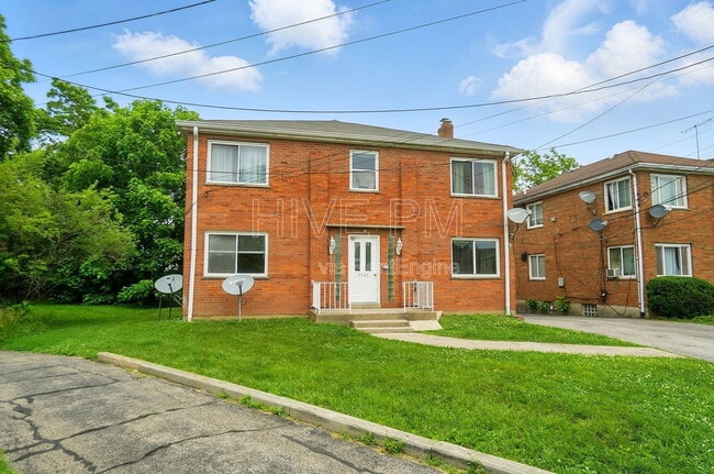 Photo - 3926 E Gatewood Ln Unit 1