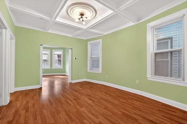 Photo - 133 W 28th St Unit 1