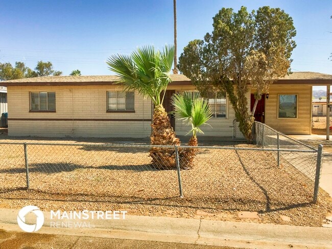Building Photo - 1861 E Mobile Ln Rental