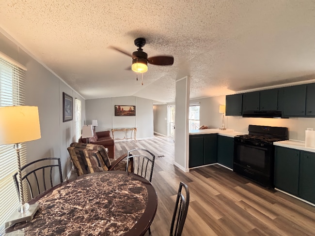 Photo - 434 Timber Ridge Ln